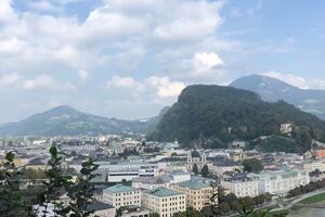 Pismo iz Salcburga: Da pod Alpima ima jedno Sutomore...