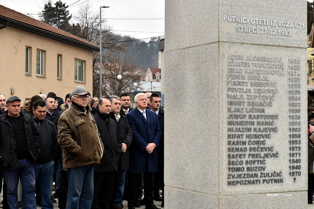 Sa obilježavanja 26. godišnjice zločina u Štrpcima, Foto: Vlada Crne Gore