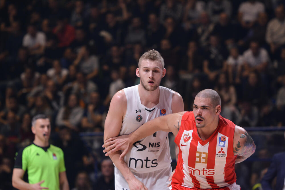 Džok Lendejl i Maik Cirbes na prvom derbiju u sezoni, Foto: ABA liga