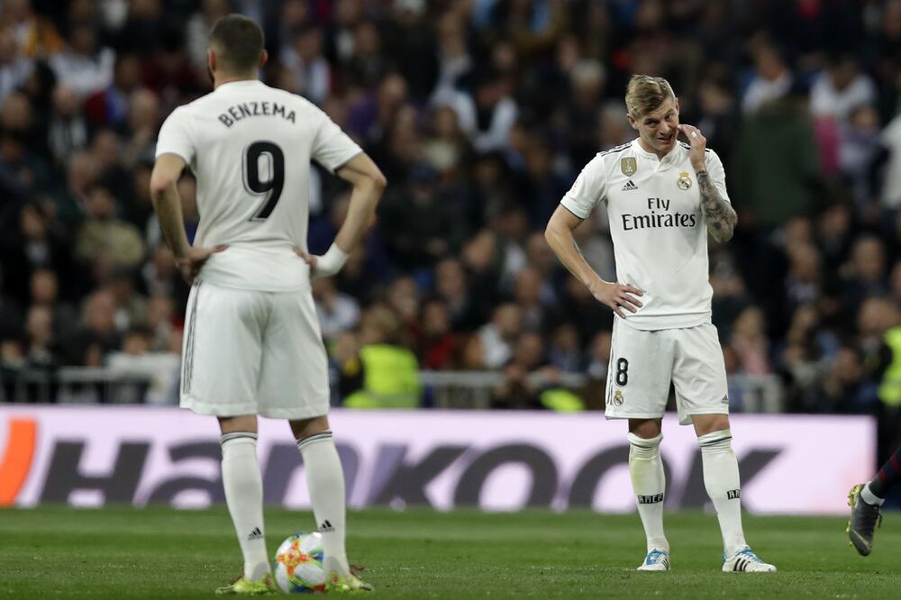 Fudbaleri Reala nakon poraza od Barselone, Foto: AP