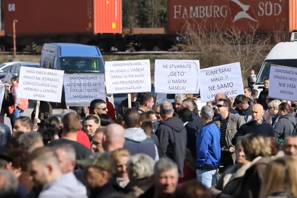 Sa protesta, Foto: Screenshot (video)