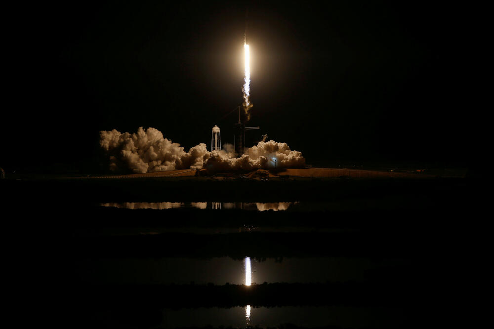 Falkon 9 kreće iz Kenedi svemirskog centra, Foto: Reuters
