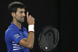 Đoković i dalje prvi, Federer napredovao za tri mjesta