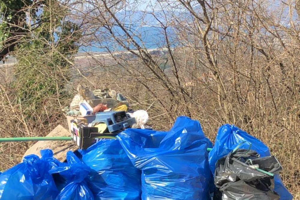 Prikupljena velika količina otpada, Foto: NVO Naša akcija