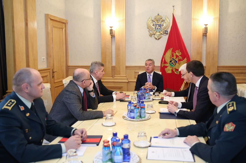 Sjednica Savjeta odbora za odbranu i bezbjednost, Foto: Predsjednik.me