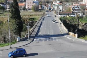 Podgorica: Saobraćaj preko Vezirovog mosta zatvoren do petka