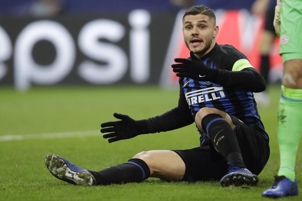 Mauro Ikardi nastavio "rat" sa klubom, Foto: Beta/AP