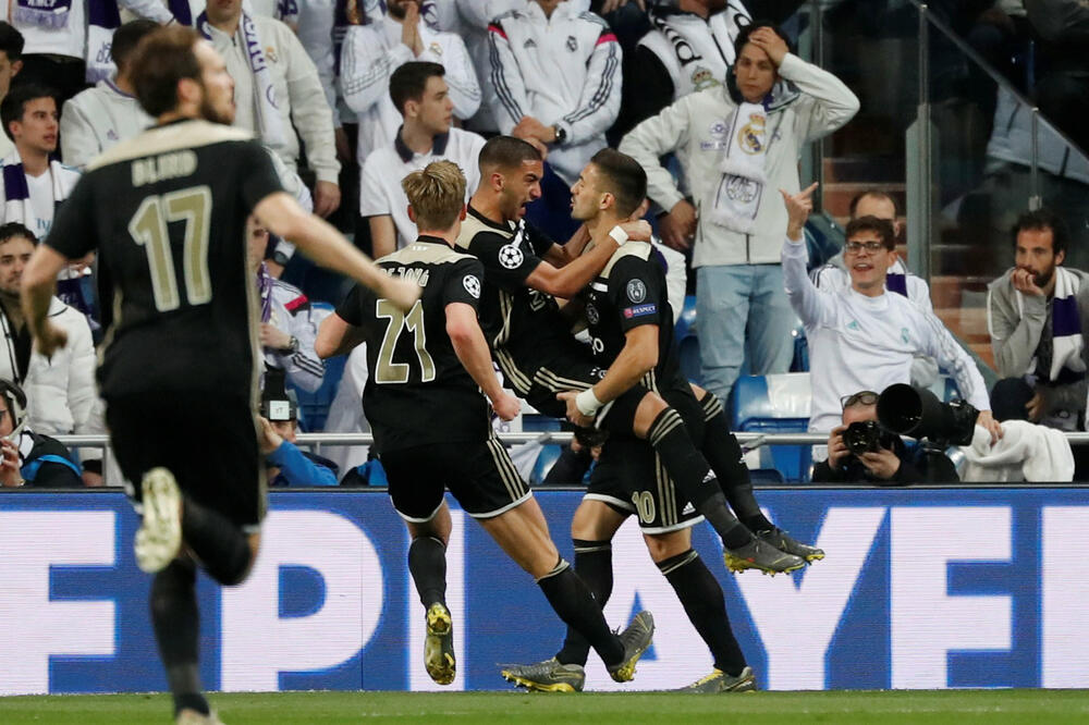 Igrači Ajaksa slave gol za 1:0, Foto: Reuters