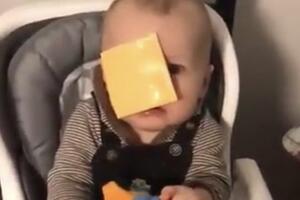 Bizarni viralni izazov: Baci sir na bebu