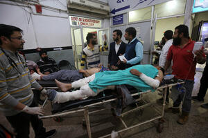 Kašmir: Bačena bomba na autobusku stanicu, poginula jedna, ranjeno...