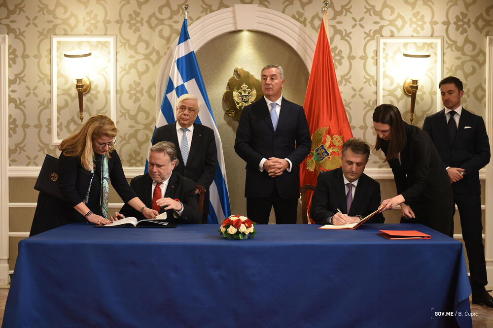 Sa potpisivanja sporazuma, Foto: Gov.me/B. Ćupić