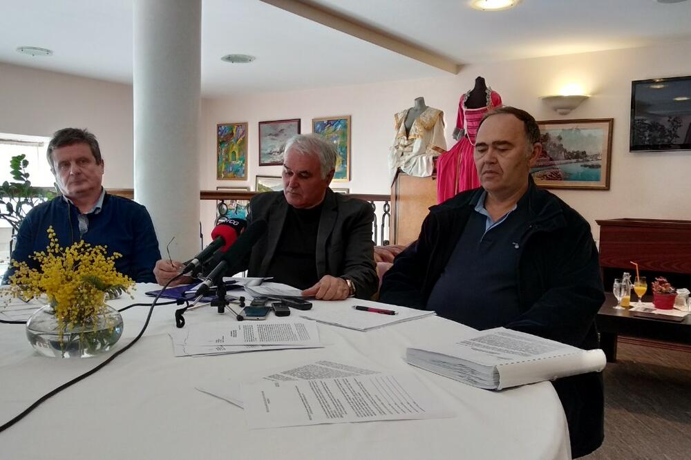 Sa današnjeg presa, Foto: Slavica Kosić