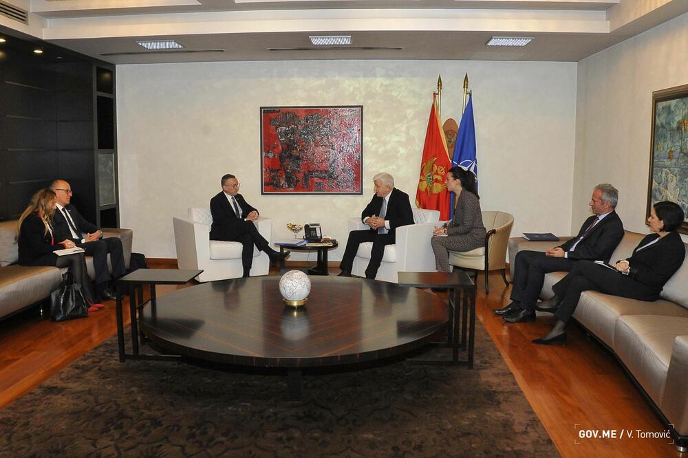 Sa sastanka, Foto: V. Tomović