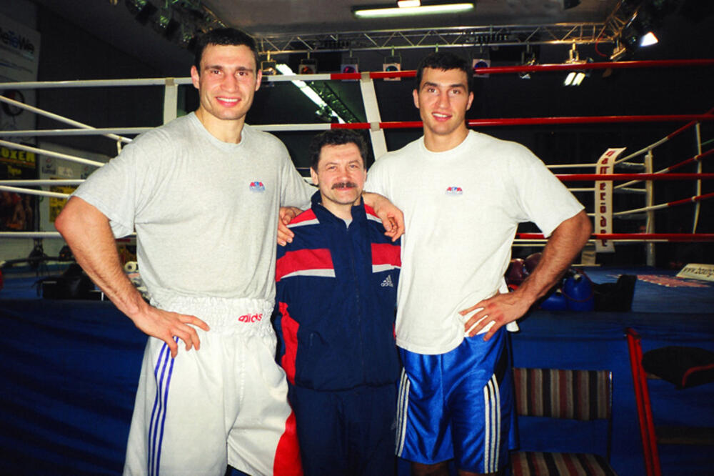 Zlotarjov sa braćom Kličko