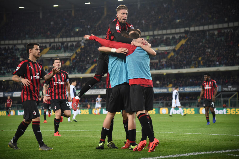 Milan osvojio i Veronu, Foto: Reuters