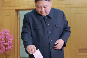 Kako se glasa u Sjevernoj Koreji: Uzmeš listić, ubaciš ga u...