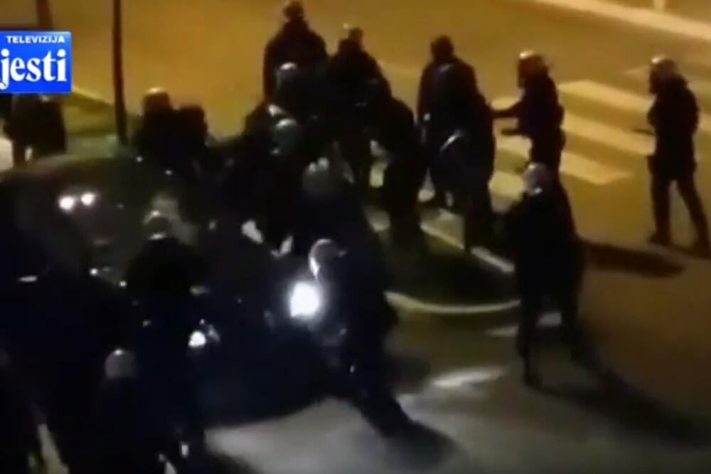 Detalj iz 2015. kada su pripadnici SAJ pretukli Milorada Martinovića, Foto: Screenshot/TV Vijesti