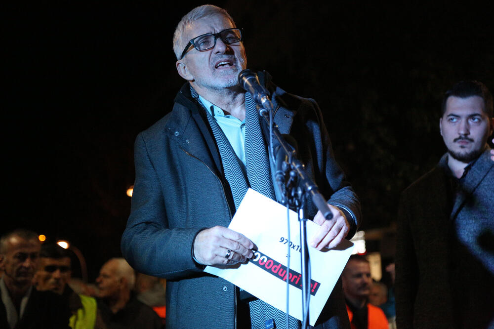 “Ova šansa se mora iskoristiti”: Perović na protestu, Foto: Filip Roganović