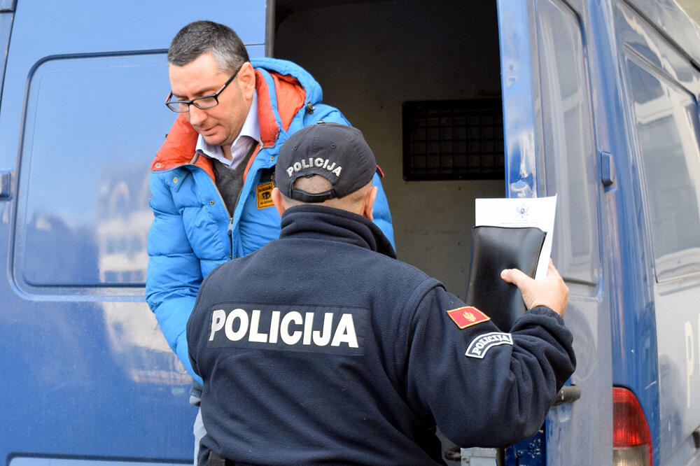 Sa privođenja Miloševića u januaru, Foto: Zoran Đurić