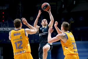 Stotka Reala u Podmoskovlju, Bajern izgubio u Kaunasu