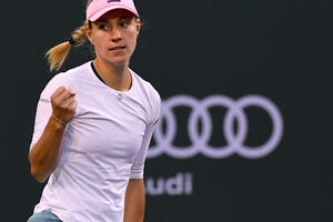 Kerber preko Venus do polufinala