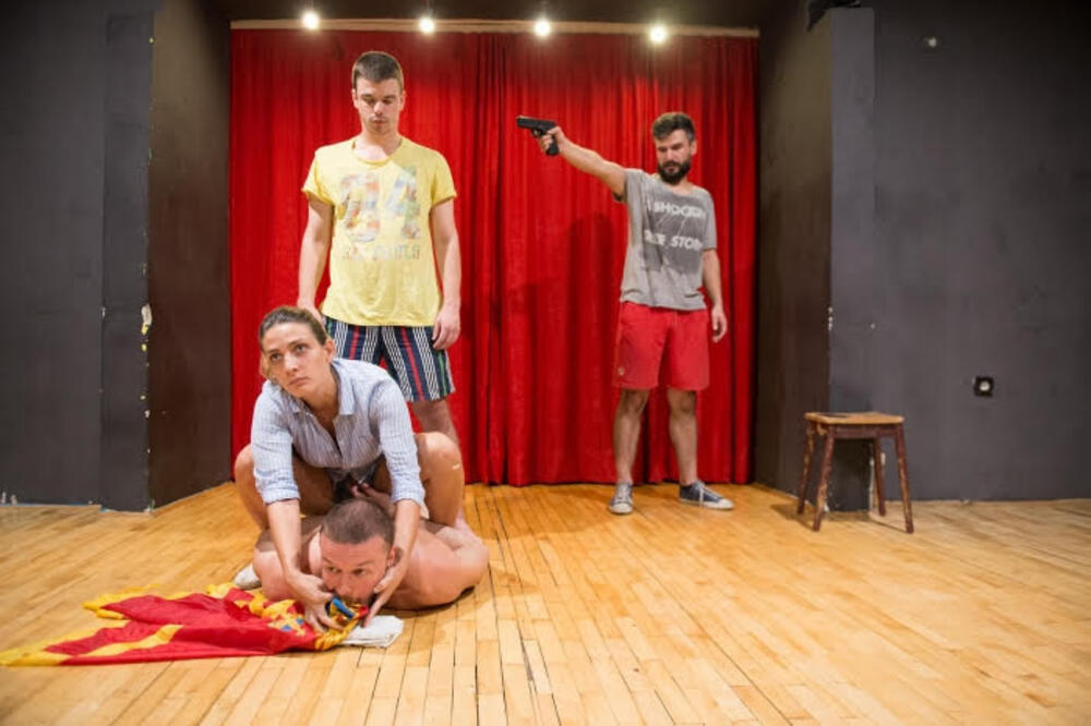 Scena iz predstave "SOBE", Foto: Privatna arhiva