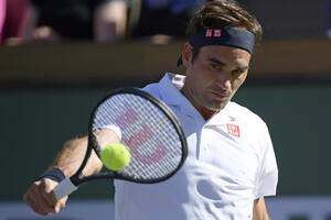 Poslastica u pustinji: Federer - Nadal za finale Indijan Velsa