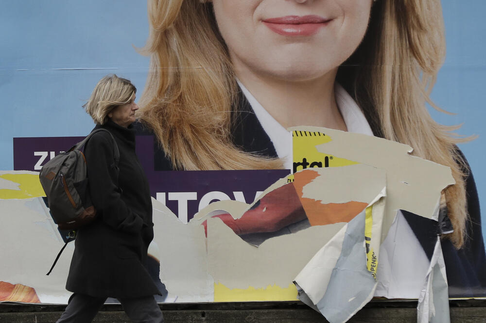 Predizborni poster u Slovačkoj, Foto: Petr David Josek/AP