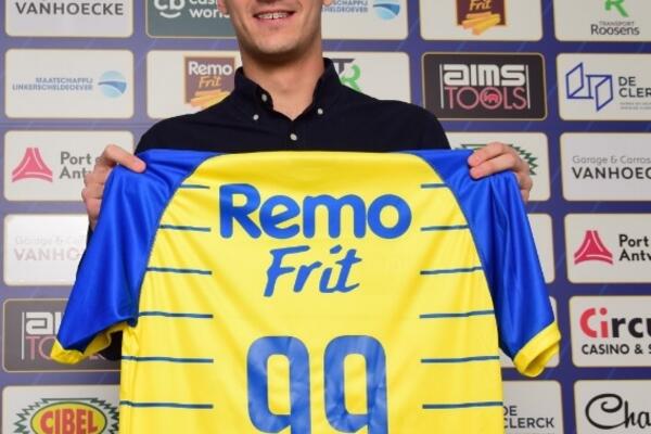 Stefan Milošević u prvom startu do het-trika i to u gostima Standardu