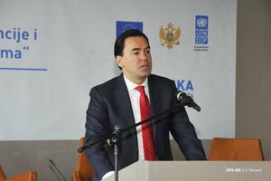 Pažin: Da javno i privatno dignemo glas protiv nasilja nad ženama