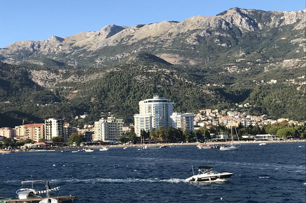 Prostor uz obalu na meti građevinskih lobija: Budva, Foto: Vuk Lajović