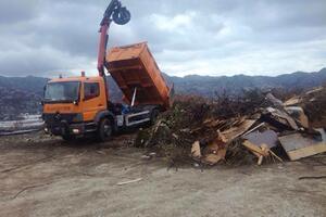 URA Cetinje: Komunalno preduzeće odlaže otpad na deponiji na kojoj...
