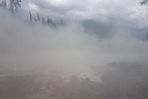 Tivat: Veliki požar na deponiji sekundarnih sirovina pod kontrolom