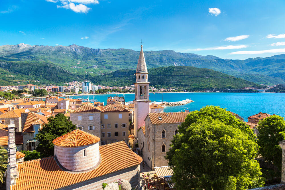 Rasplet oko šankova očekuje se danas: Budva, Foto: Shutterstock