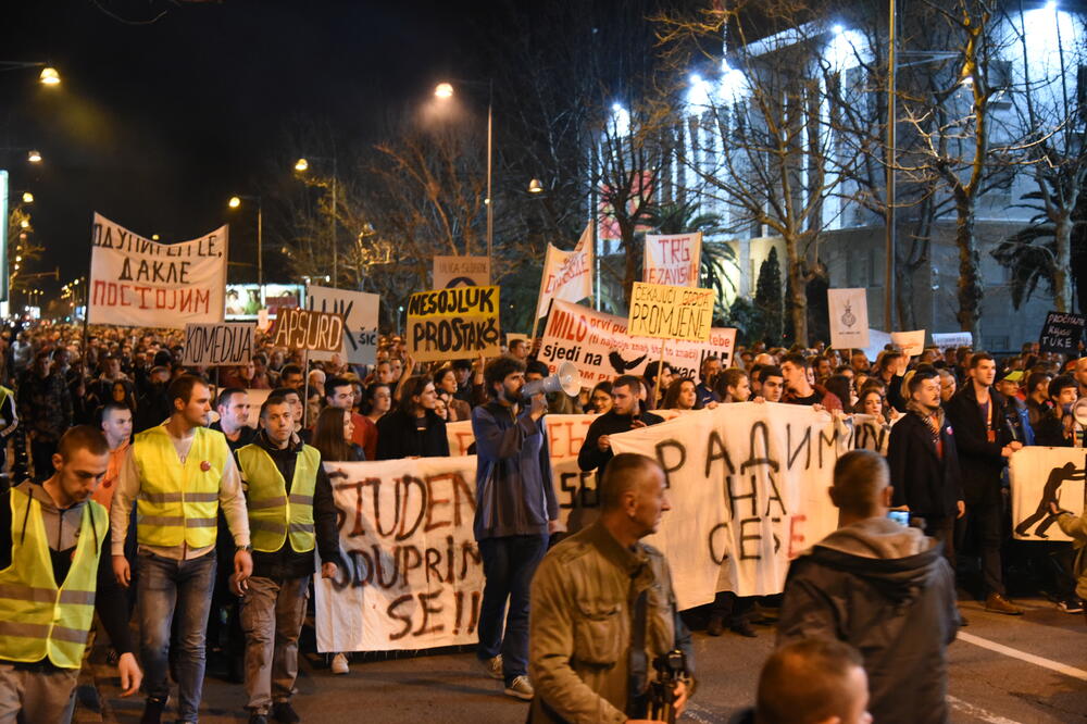 Sa protesta održanog 16. marta u Podgorici, Foto: Boris Pejović