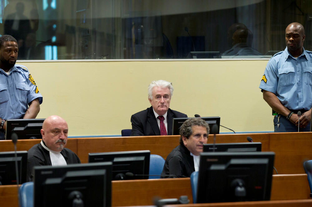 Karadžić juče u Hagu, Foto: Reuters