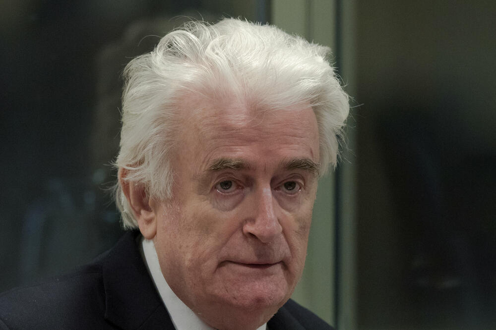 Karadžić juče u Hagu, Foto: Reuters