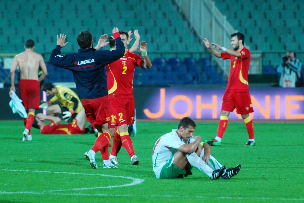 Slavlje naših fudbalera nakon pobjede nad Bugarima u Sofiji 7. septembra 2010, Foto: Zoran Đurić