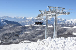 Potpisan ugovor za žičare i ski staze na skijalištu Žarski u...