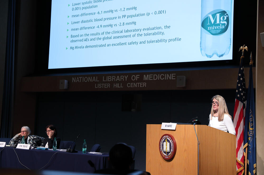 Sa skupa, Foto: Chia-Chi "Charlie" Chang 703-431