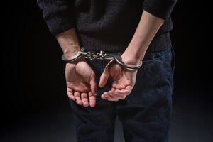 Uhapšen Podgoričanin, u kafiću ukrao koverat sa pazarom?