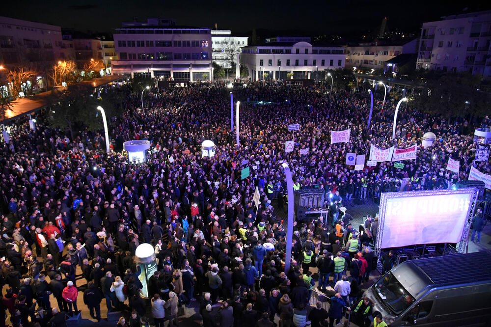 Sa protesta u Podgorici, Foto: Boris Pejović