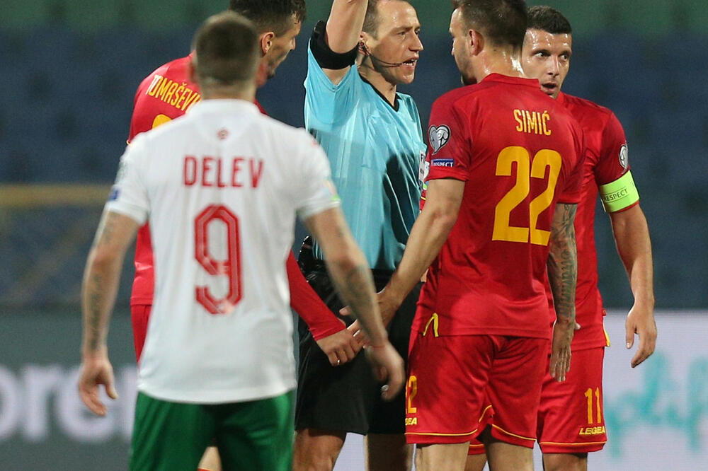 Rudi Buke na meču Bugarska - Crna Gora, Foto: Reuters