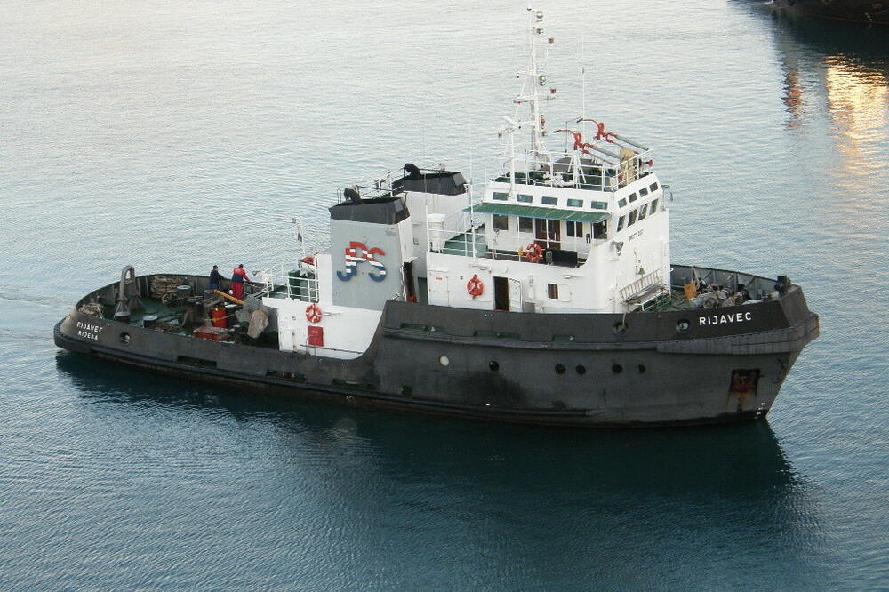 Najsnažniji tegljač pod crnogorskom zastavom: Rijavec, Foto: Www.shipspotting.com