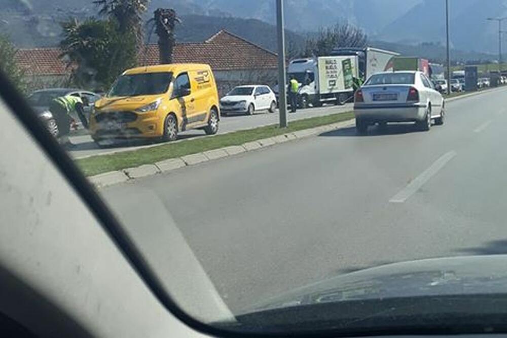 Sa mjesta nezgode, Foto: Čitalac "VIjesti"