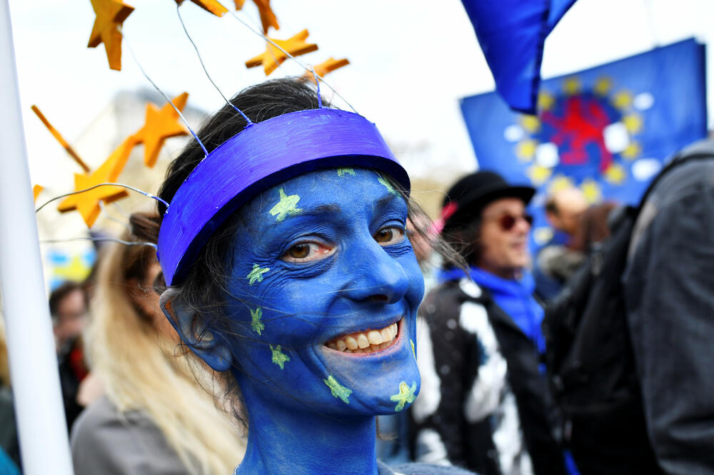 Detalj sa skupa u Londonu, Foto: Reuters