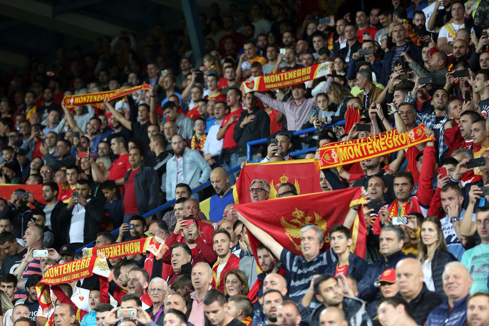 Navijači Crne Gore, Foto: Filip Roganović