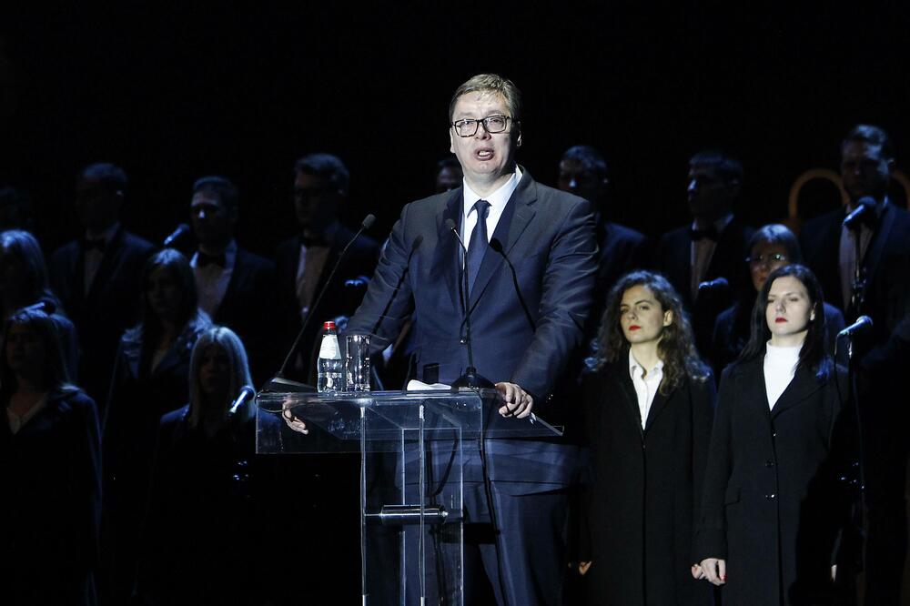 Vučić sinoć u Nišu, Foto: Beta-AP