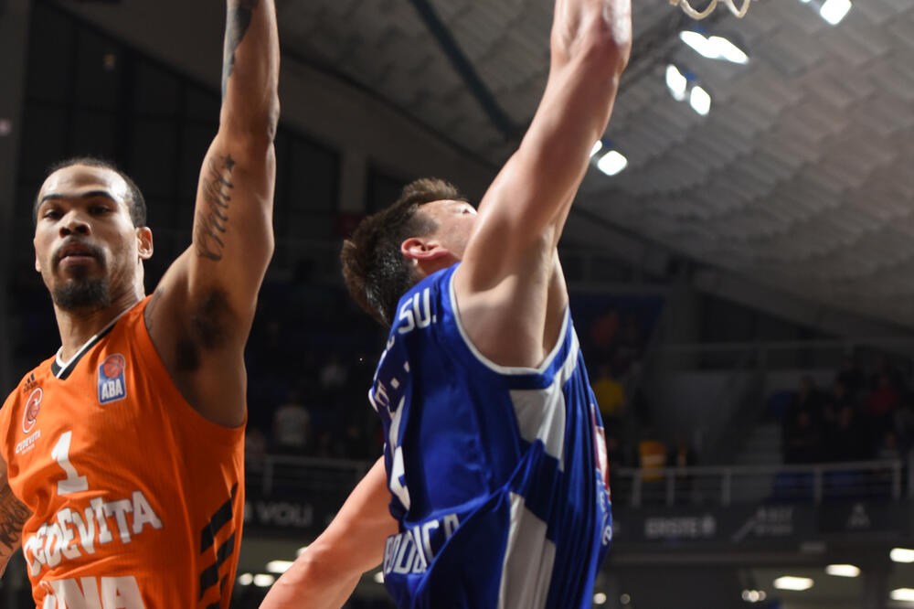 Suad Šehović na utakmici sa Cedevitom u Podgorici, Foto: Savo Prelević