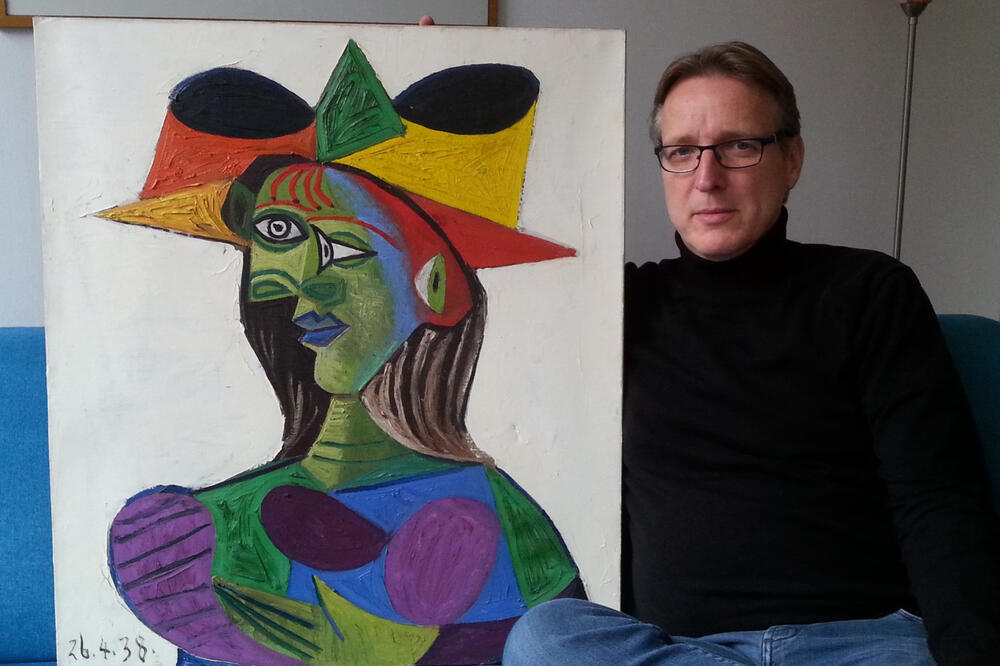 Brand sa pronađenom slikom, Foto: Tetteroo